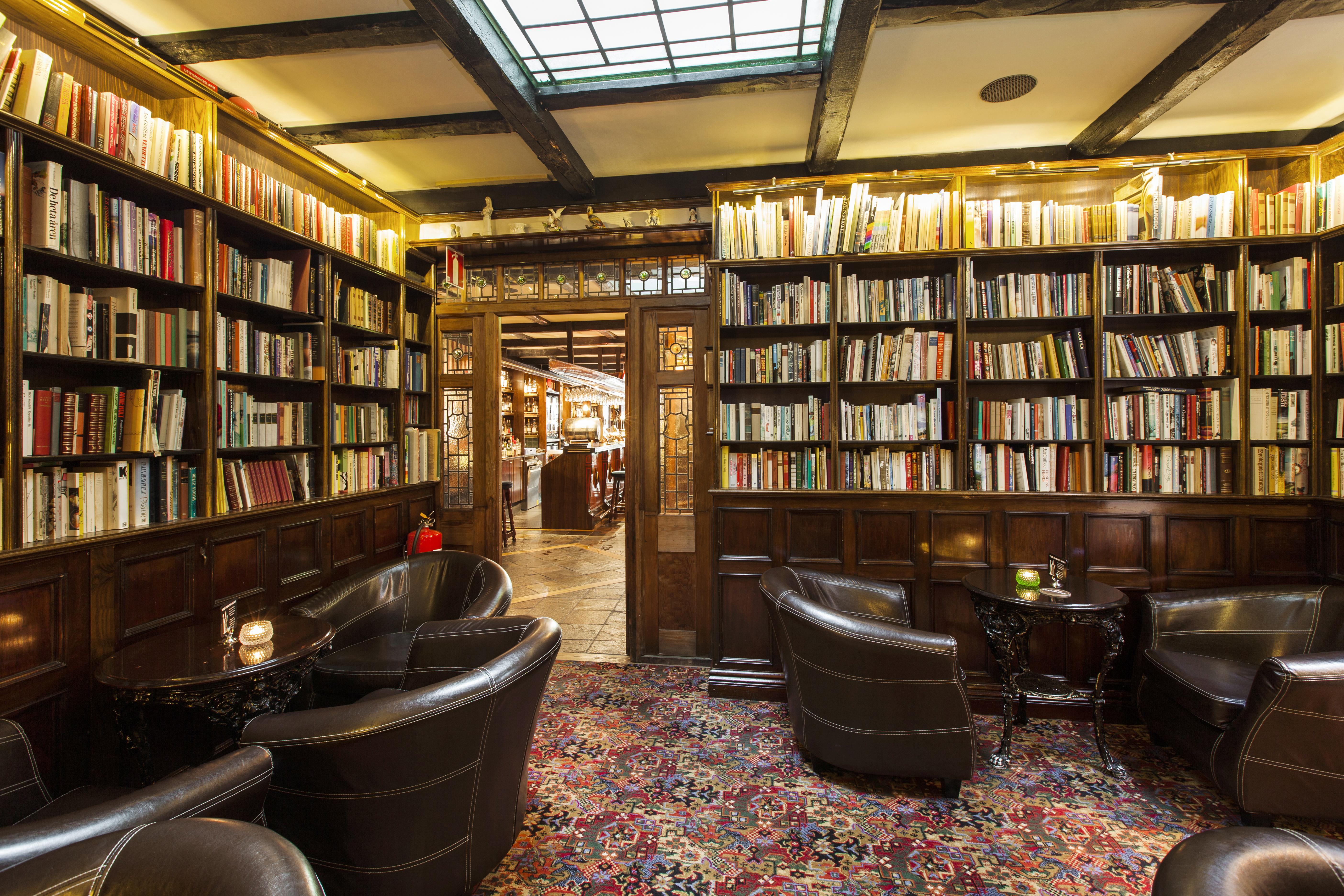 Elite Plaza Hotel
